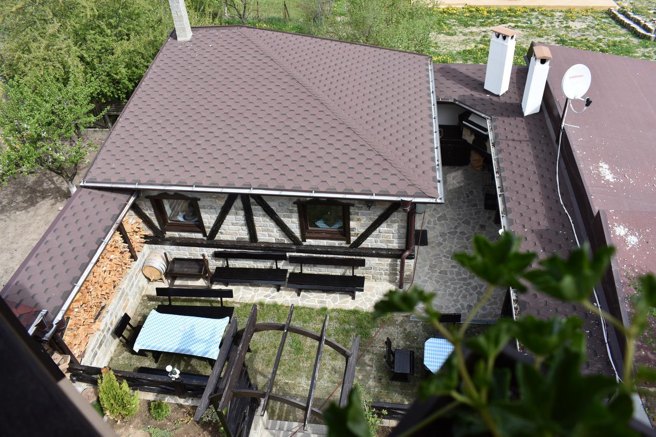 ホテル Bavaria House ゴヴェダルツィ エクステリア 写真
